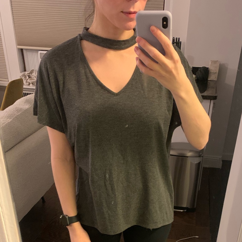 Cute collar grey t shirt